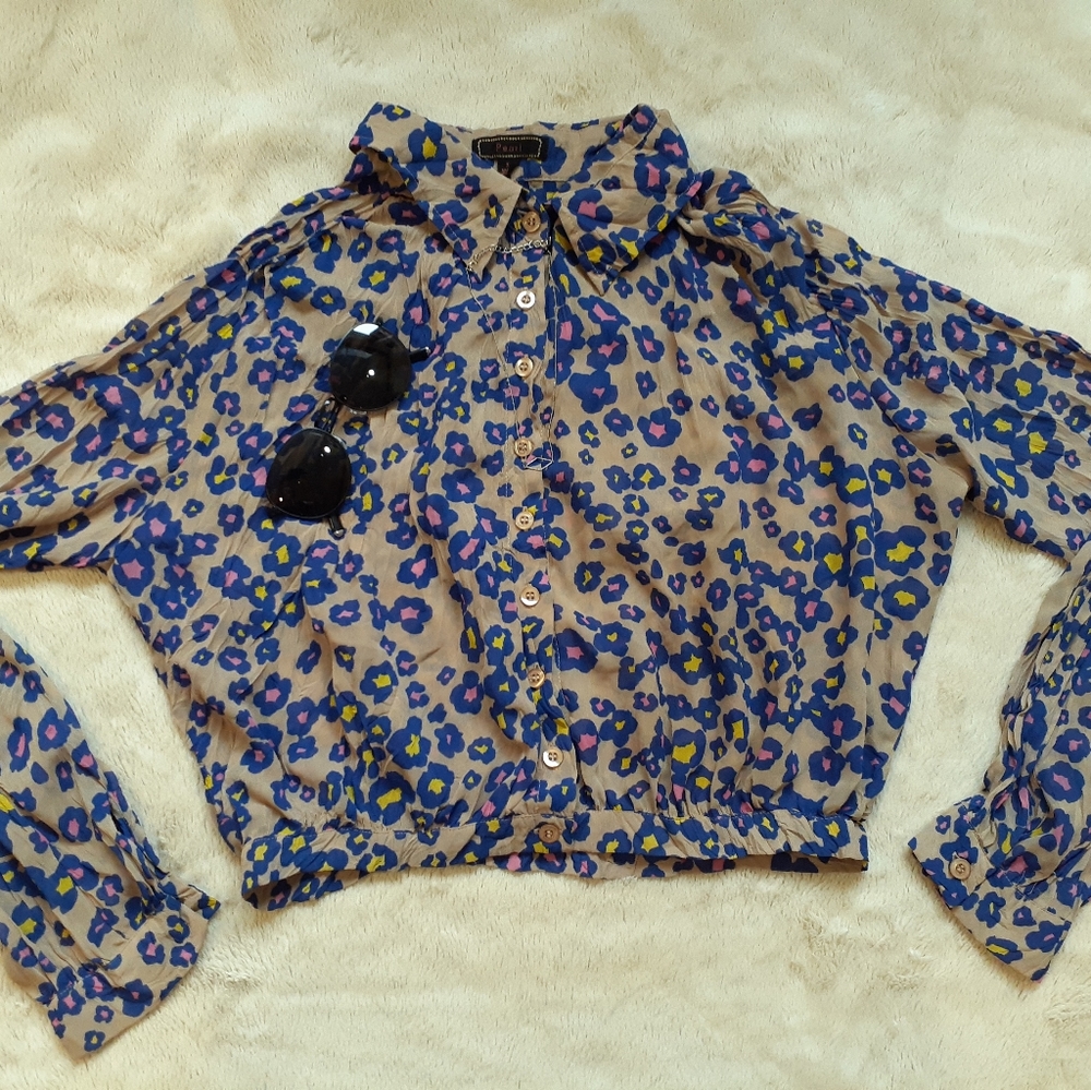 Abstract Retro Leopard Cheetah Print Semi Cropped Shirt Blouse